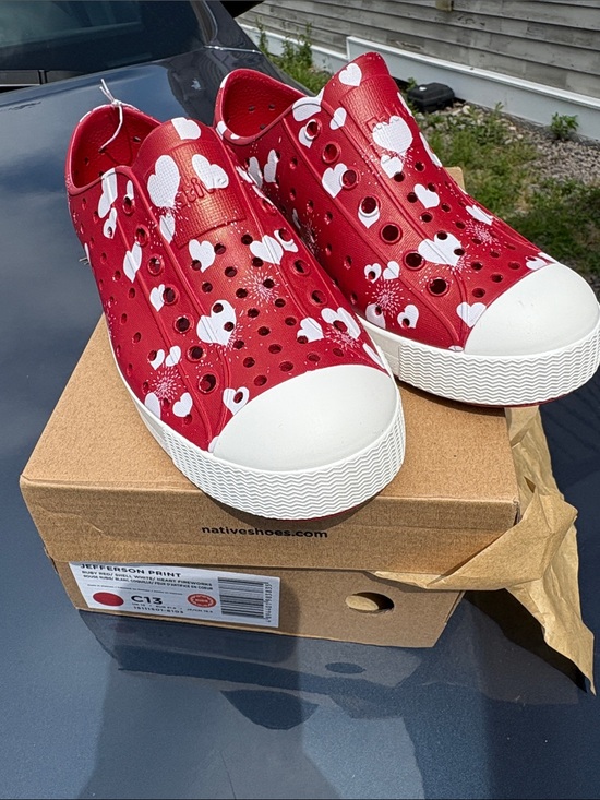 Native Other - Native Kids Jefferson Slip-On Shoe in Red with White Hearts 13 Kids